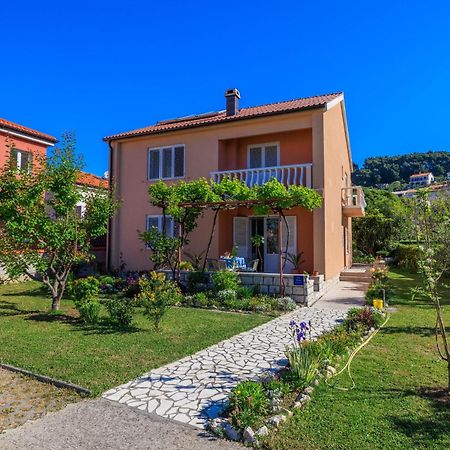 Apartment Zdravka Banjol Exteriér fotografie