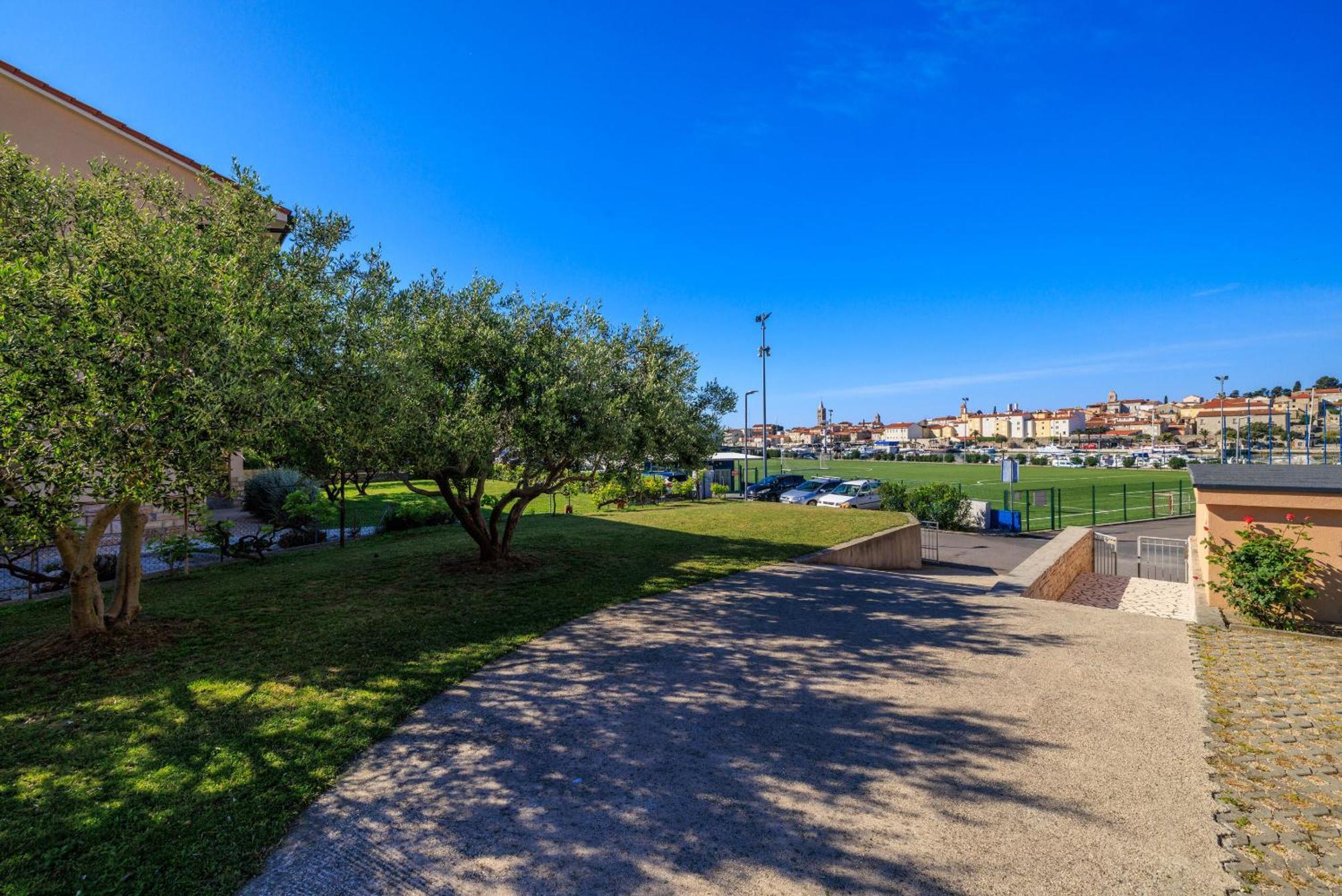 Apartment Zdravka Banjol Exteriér fotografie